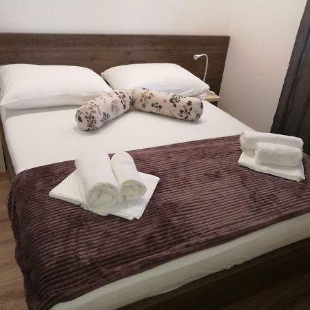 Apartmani Marinovic Podgora Dış mekan fotoğraf