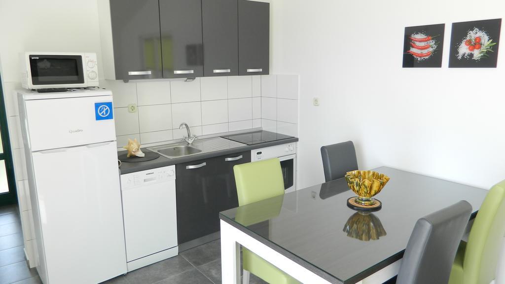 Apartmani Marinovic Podgora Dış mekan fotoğraf