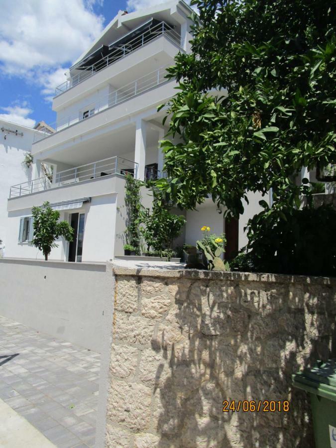 Apartmani Marinovic Podgora Dış mekan fotoğraf